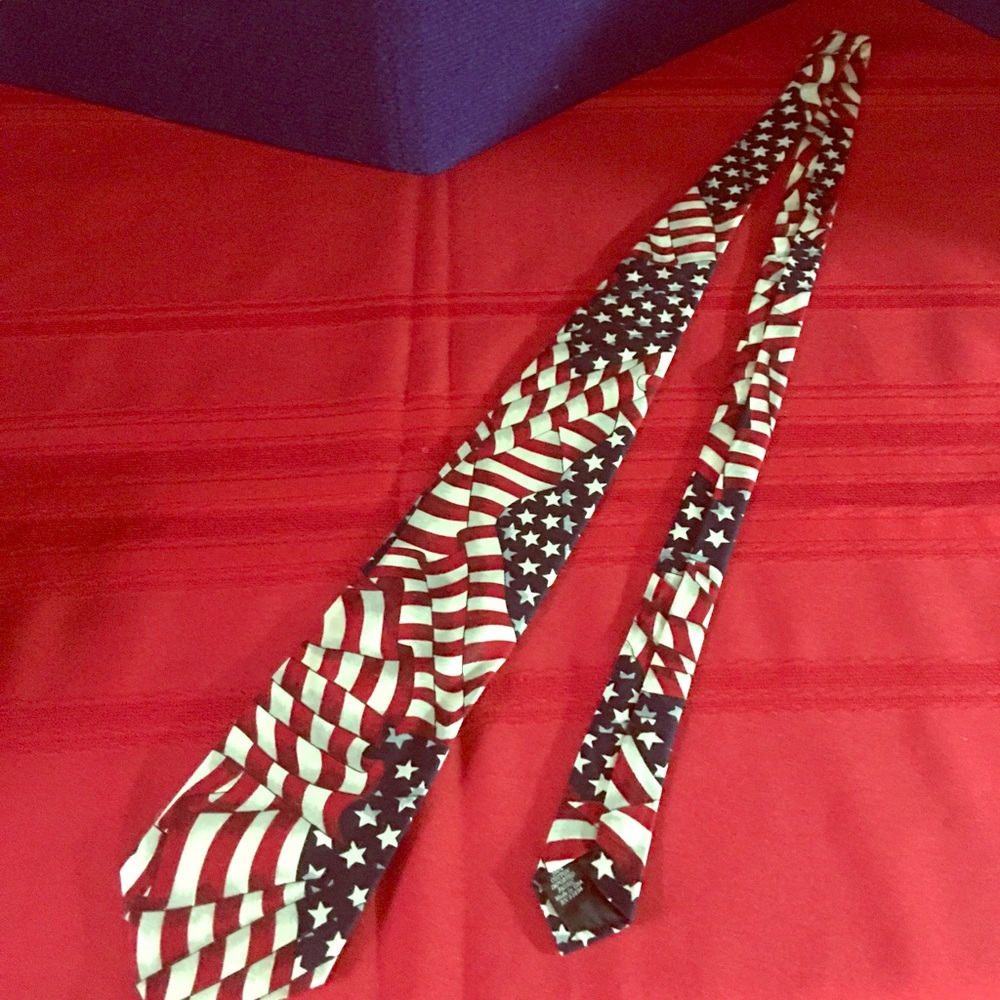 Beans McGee Men’s Tie